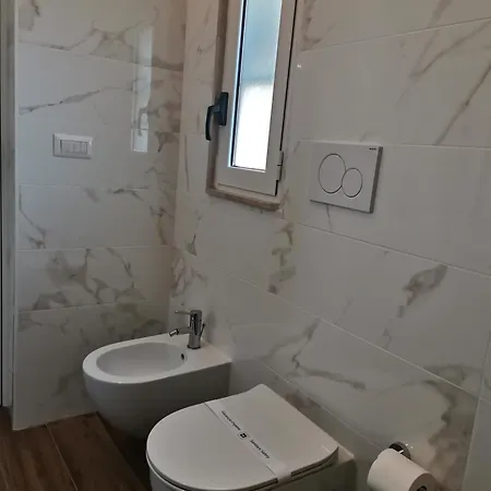 Garibaldi 52 Exclusive Lägenhet Bari